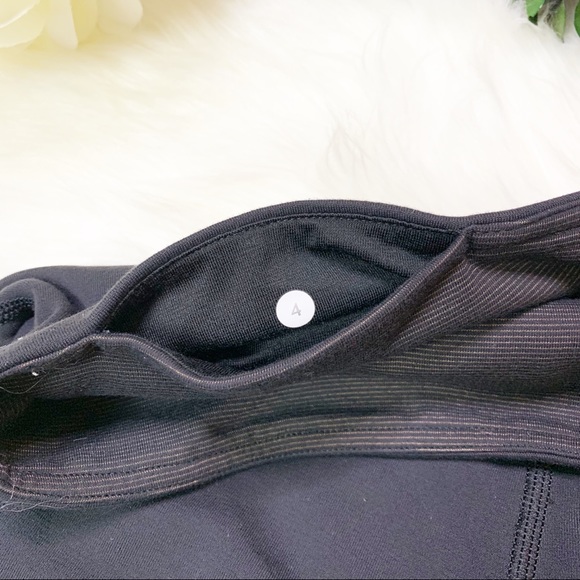 Lululemon Black Boogie Shorts - Picture 4 of 4